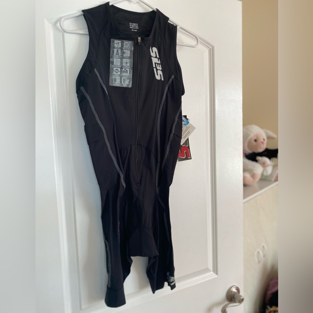 SLS3 Black Women's Performance One Piece Swimsuit